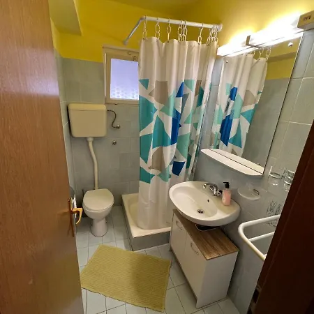 Apartment Biljana Ivanisevic *