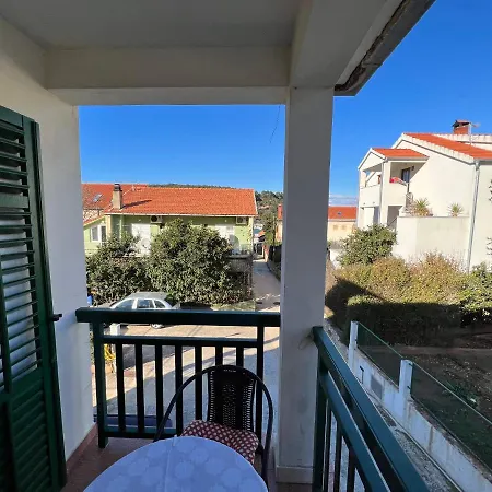Biljana Ivanisevic * Jelsa (Hvar)