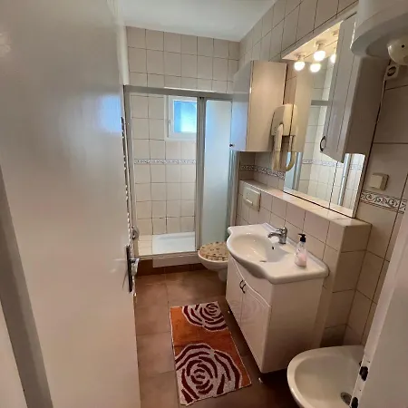 Biljana Ivanisevic Апартаменты Елса