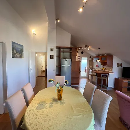 Апартаменты Biljana Ivanisevic Елса